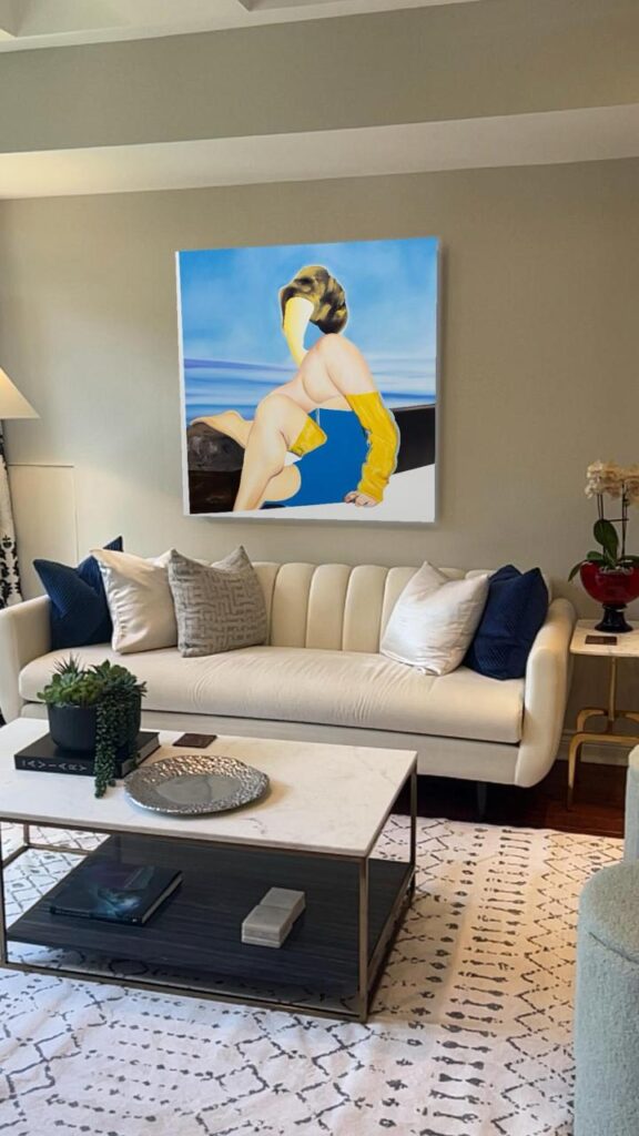 Augmented reality in real estate. An painting by Emmanuel Rodriguez-Chaves inserted into a living room interior using AR.